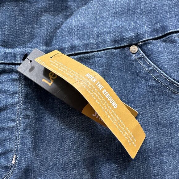 LEE Slimming Fit Slim Straight Pull On Jeans Womens 20W Dark Wash Denim NWT - Picture 12 of 16